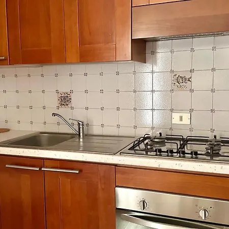 M324 - Marcelli, Delizioso Trilocale Con Terrazzo Panoramico Daire *